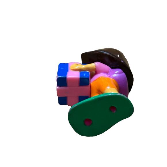 Dora the Explorer 2.5” PVC Cake Topper Figure Action Figur Holding Present Gift - Picture 3 of 4